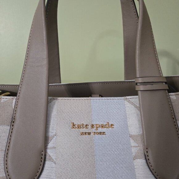 KATE SPADE Oversized Spade Flower Jacquard Stripe Manhattan Large Tote (New) - Picture 3 of 10